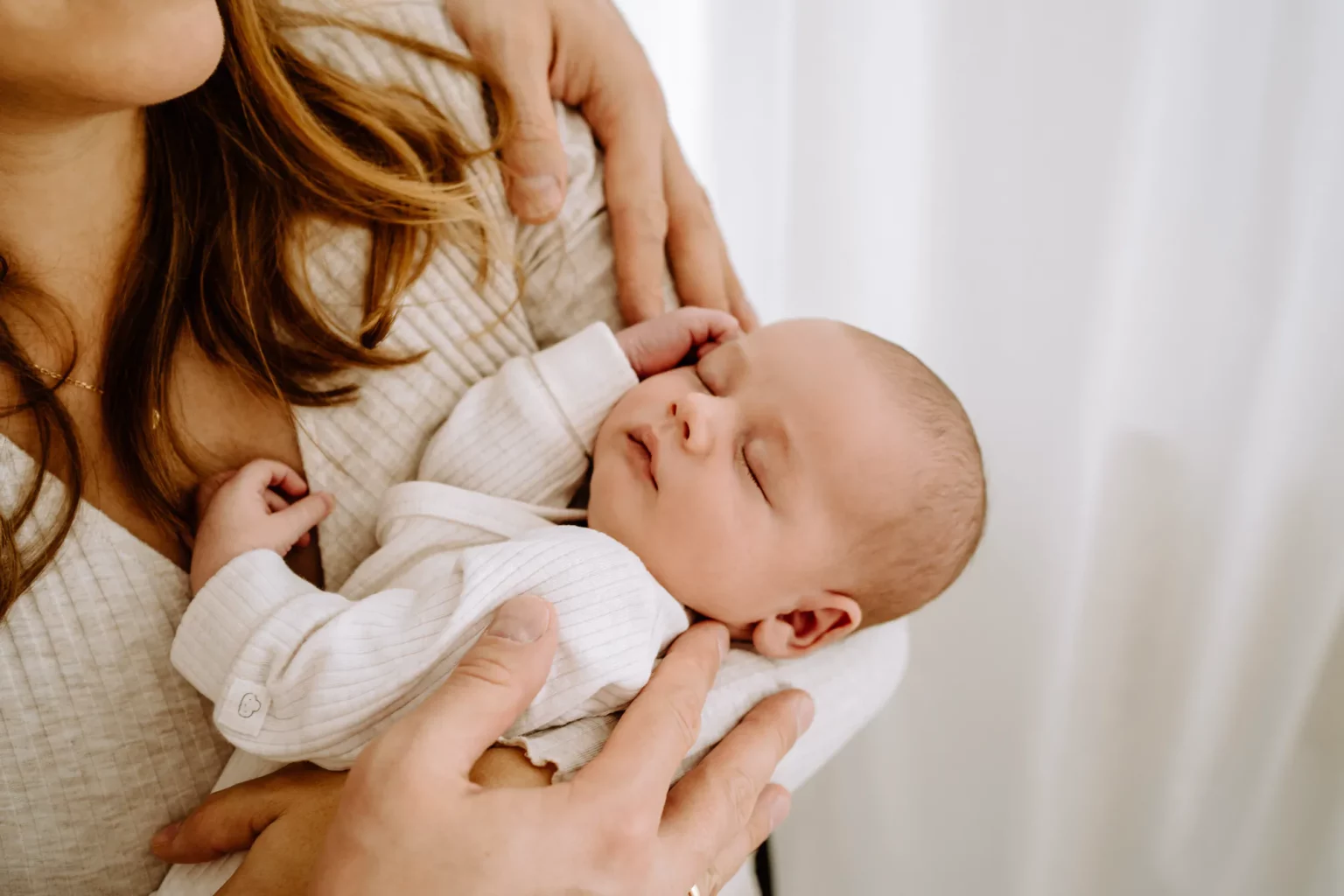 Schlafendes Baby beim Babyshooting