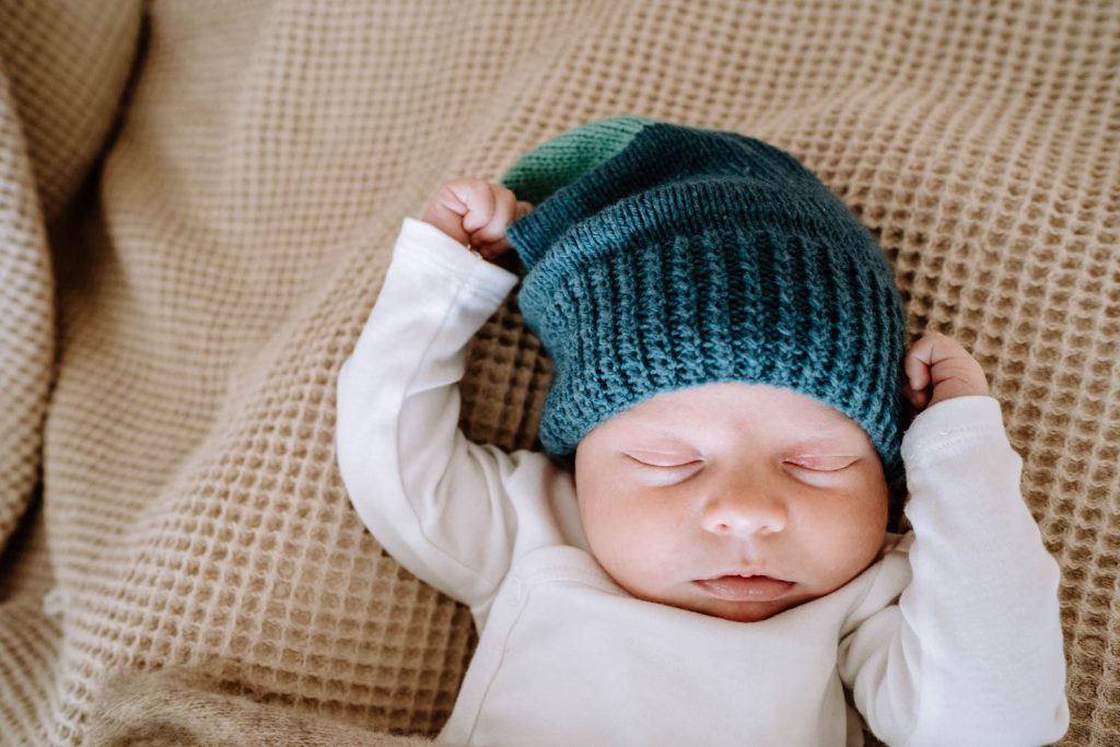 Süße und entspannte Babyfotos im Fotostudio in der Nähe von Starnberg | Starnberger See und Umgebung | Gilching | Fürstenfeldbruck