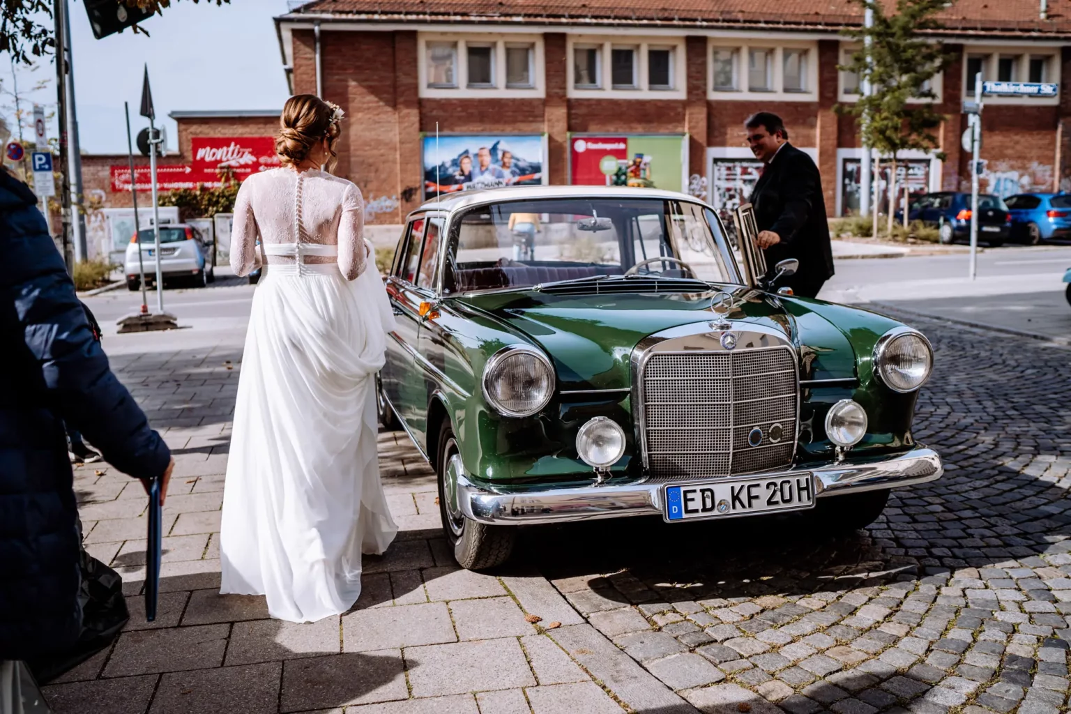 Mercedes Brautfahrzeug in München