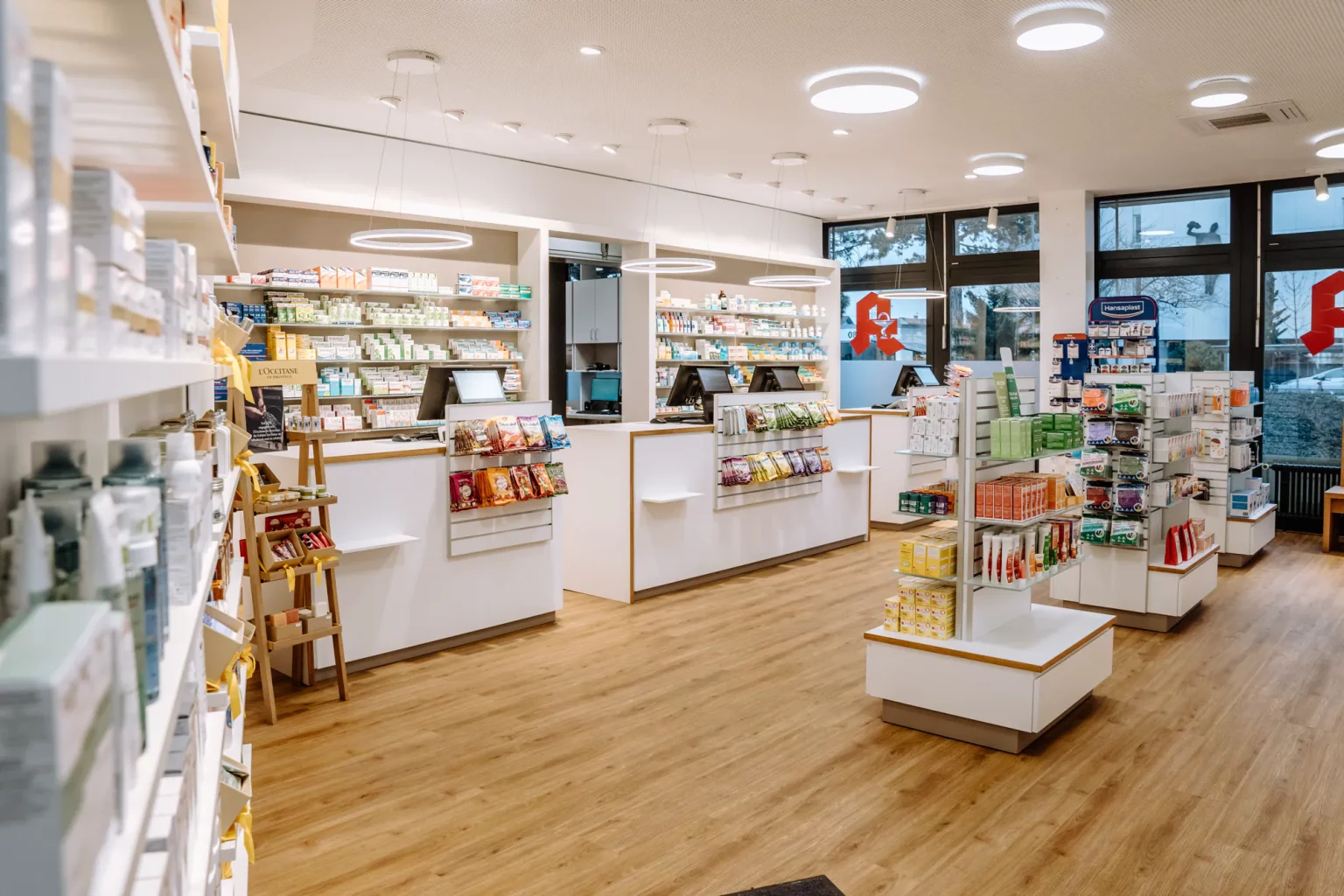 Business Fotos von der Olympia Apotheke - Neue Fotos für den Internet Auftritt und Social Media