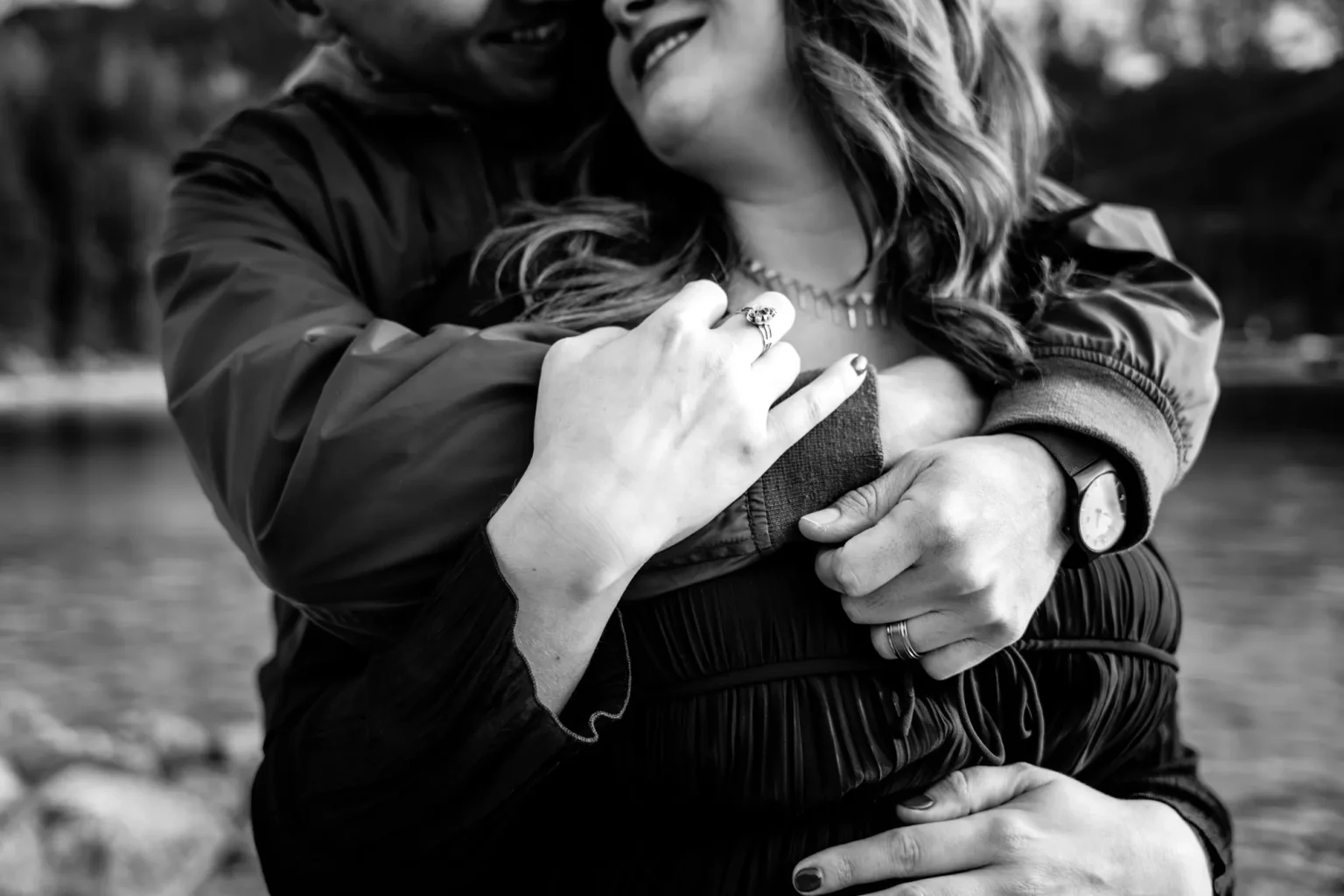 Innige Bilder beim Babybauchshooting